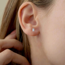 Talon Setting StudsDiamonds Earrings