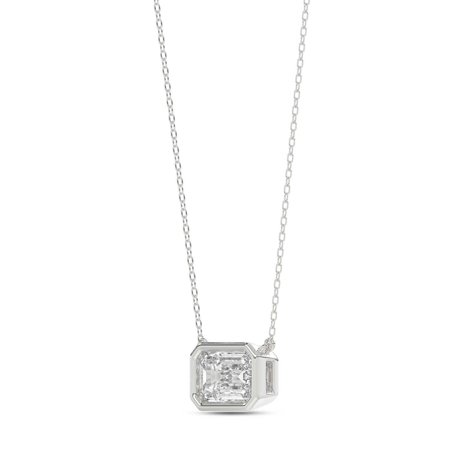 Bezel Setting Single Stone Diamonds Pendants